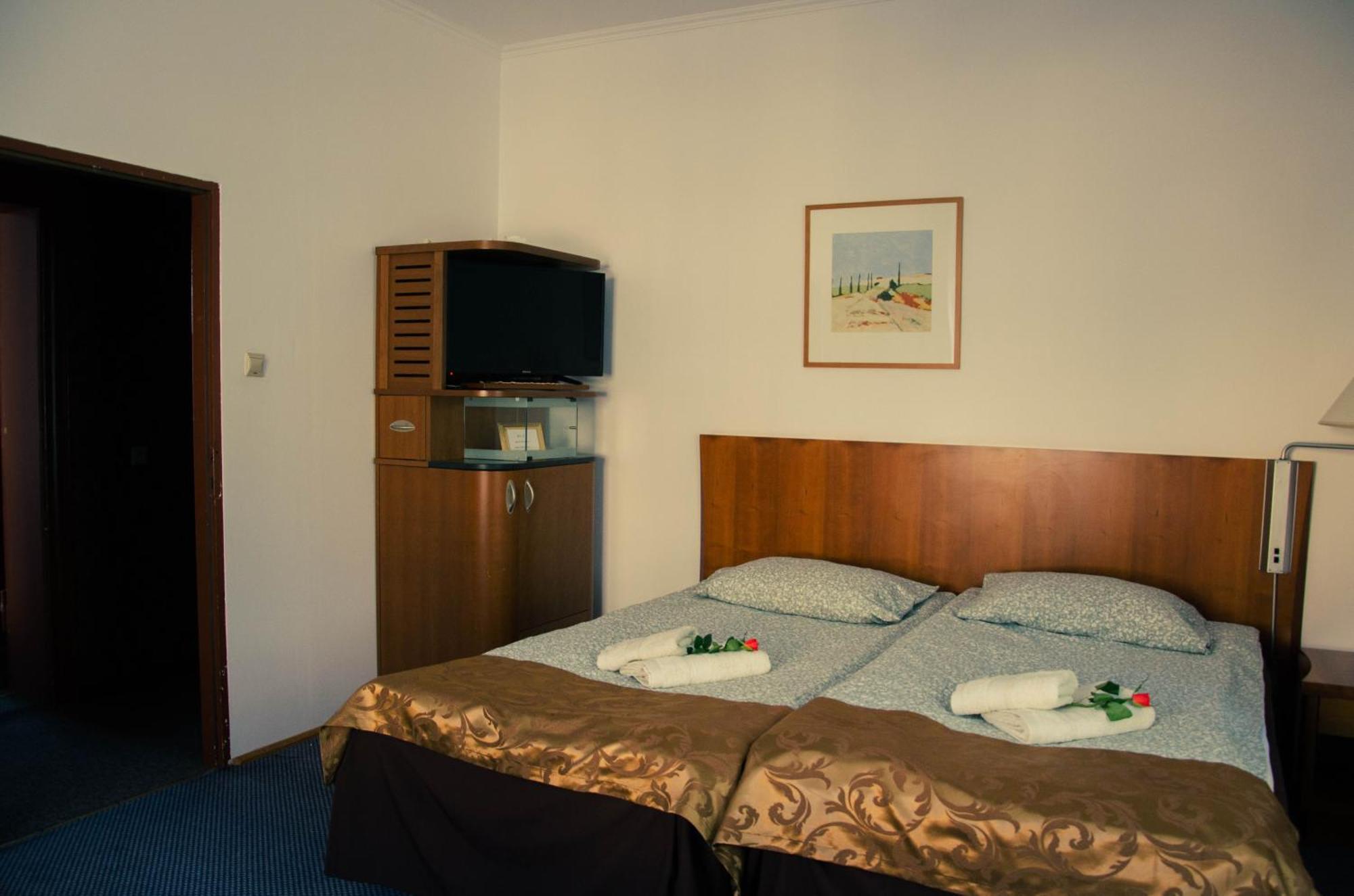 "Zatoka" Hotel บิดกอชซ์ ภายนอก รูปภาพ